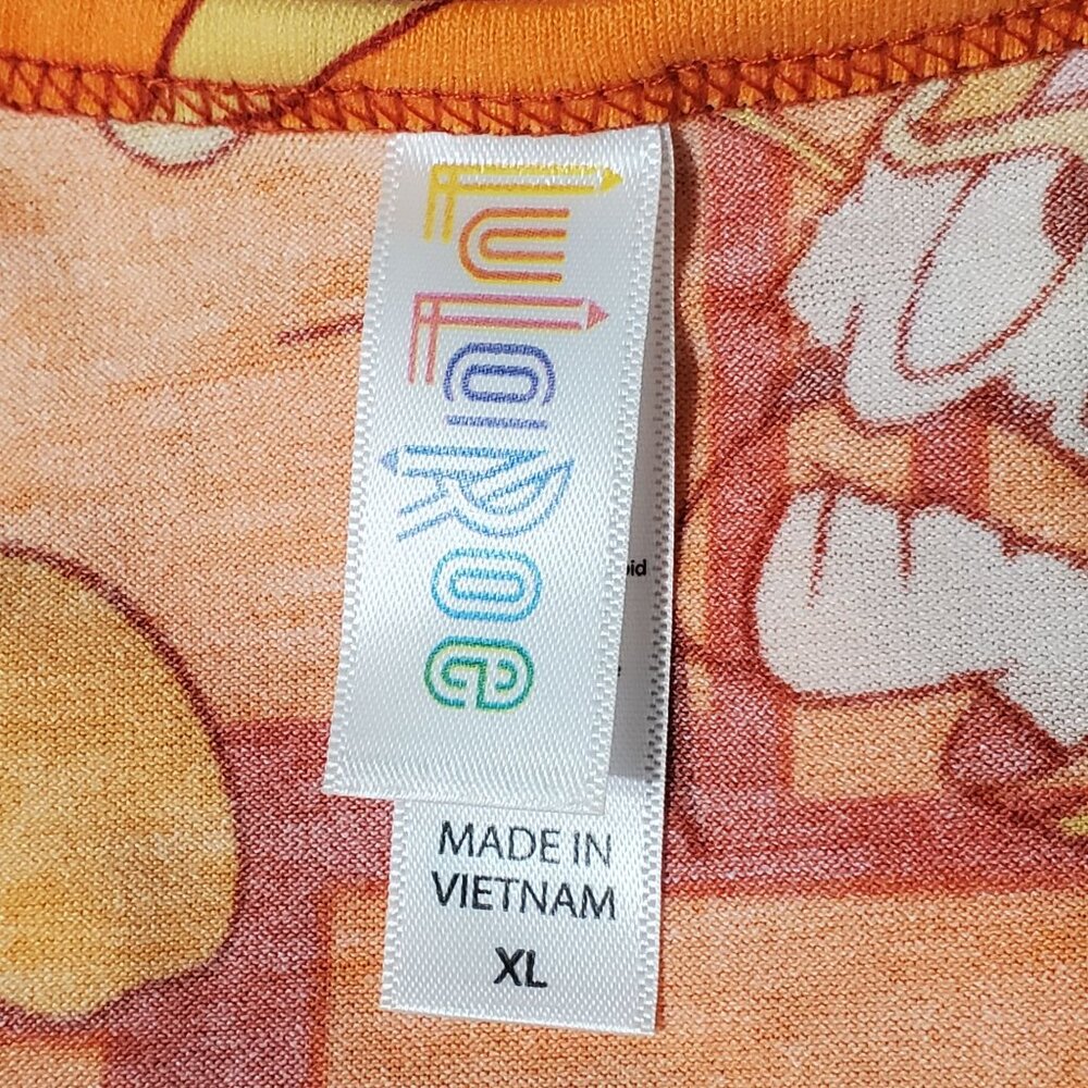 LulaRoe Disney XL Shirt Top Classic T Scoop Whimsical Fun Donald Duck Graphic - Picture 4 of 6